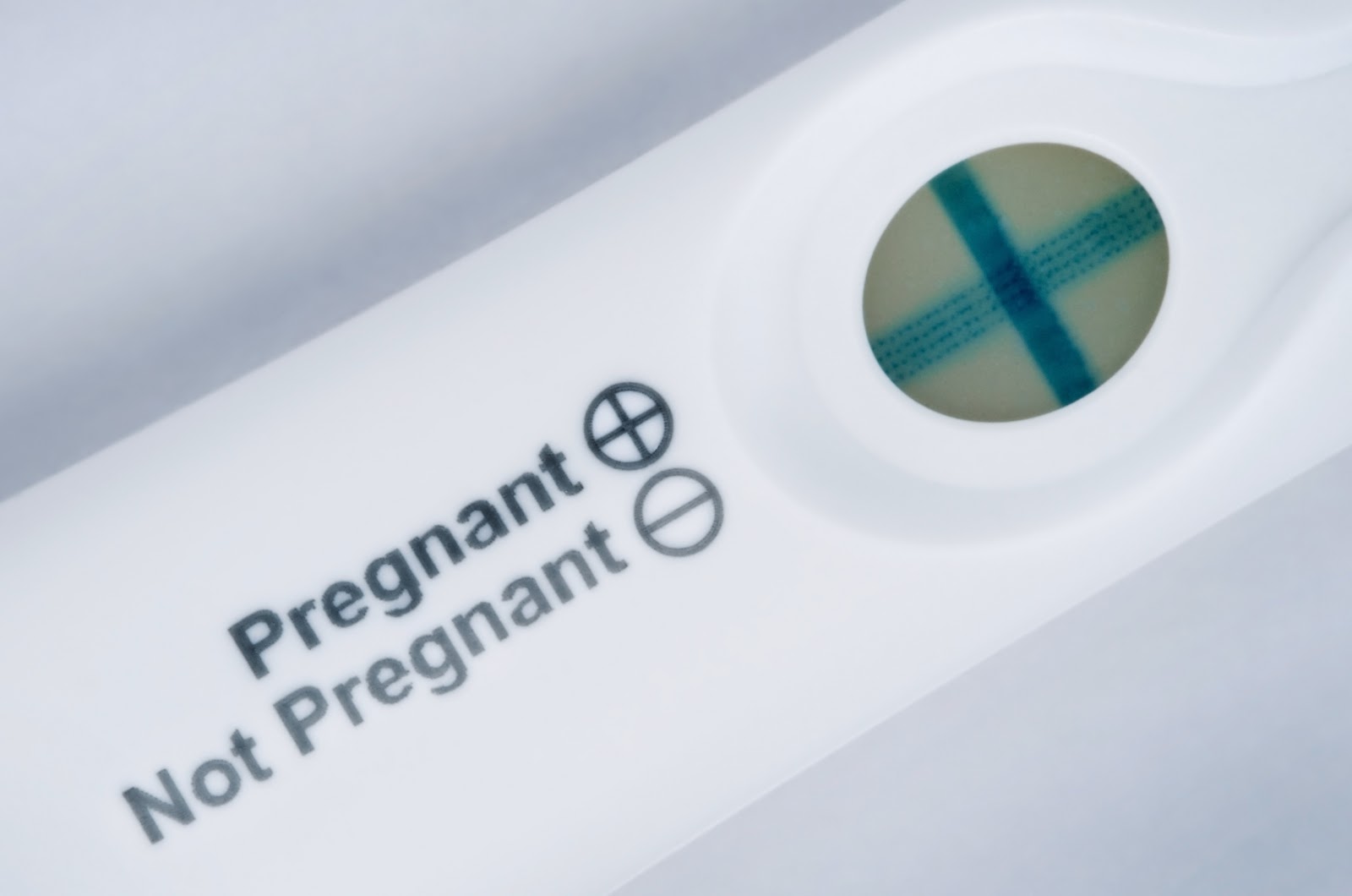 positive-pregnancy-test-smallv1